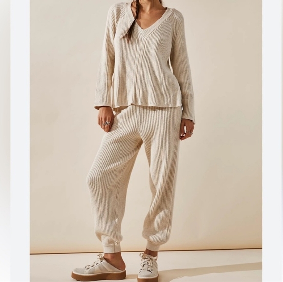 Free People Beach Justine Boho Slouchy Cozy  Tapered Jogger Sweater Pants XS - Picture 1 of 7